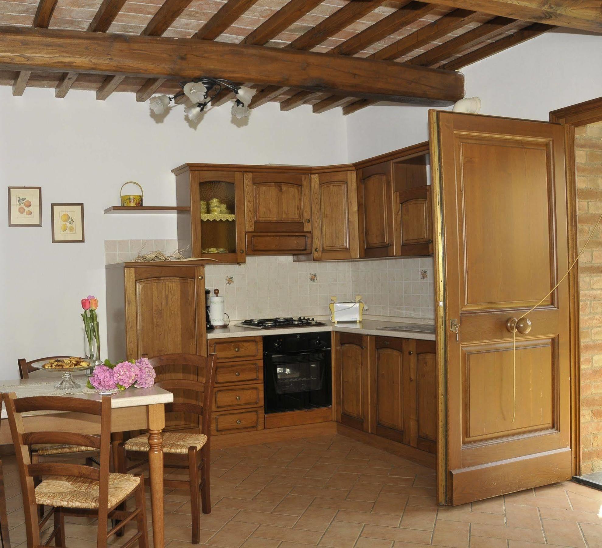 Agriturismo Renai E Monte Gambassi Terme Ngoại thất bức ảnh